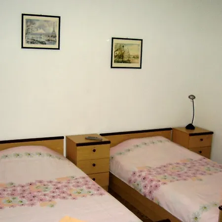 Diva Guest house 3*